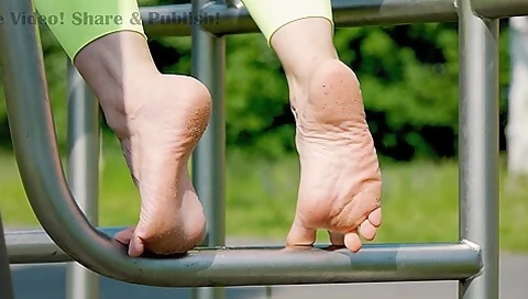 Pretty Soft Girls Soles Captured Outside